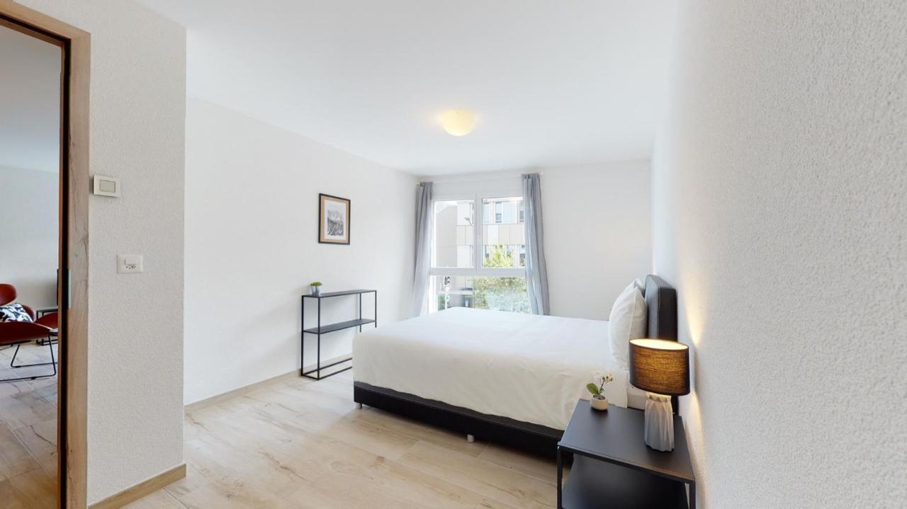 Nonanteneuf Appart Hotel Aigle - Contactless Check-In מראה חיצוני תמונה