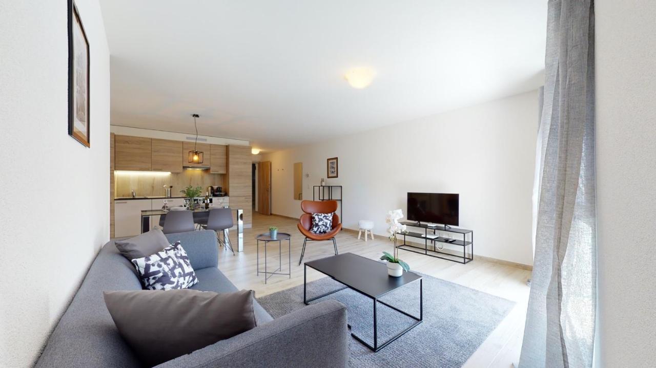 Nonanteneuf Appart Hotel Aigle - Contactless Check-In מראה חיצוני תמונה
