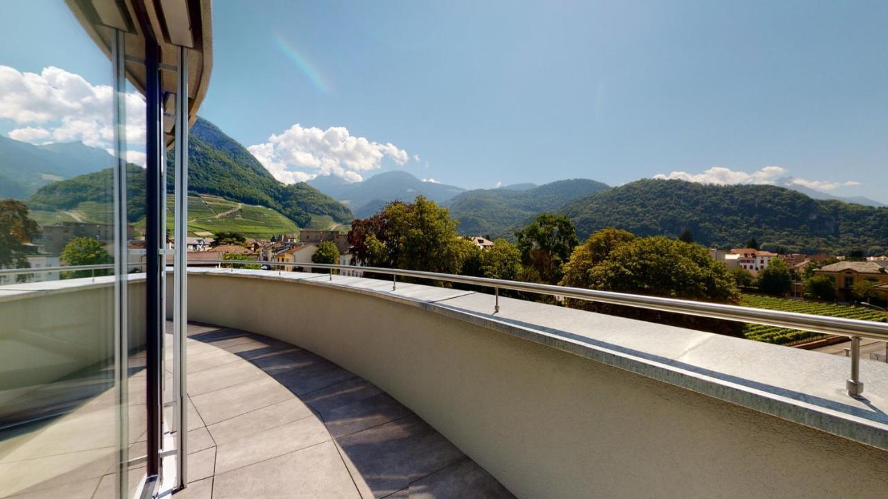 Nonanteneuf Appart Hotel Aigle - Contactless Check-In מראה חיצוני תמונה